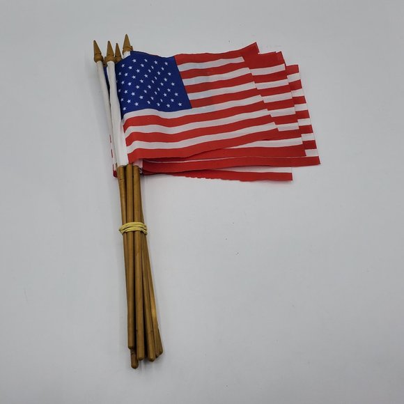 Accents 1 Piece 4 X 6 American Flags Poshmark